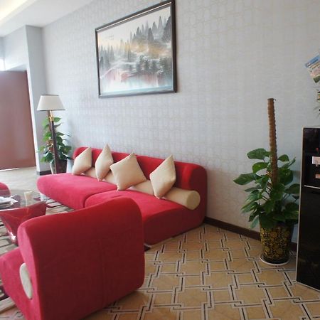 Hotel Zamburger Bukit Indah Johor Bahru Dış mekan fotoğraf