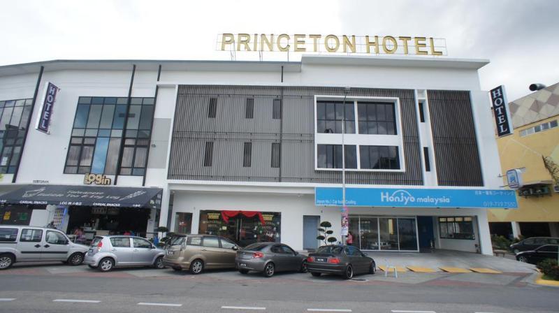Hotel Zamburger Bukit Indah Johor Bahru Dış mekan fotoğraf