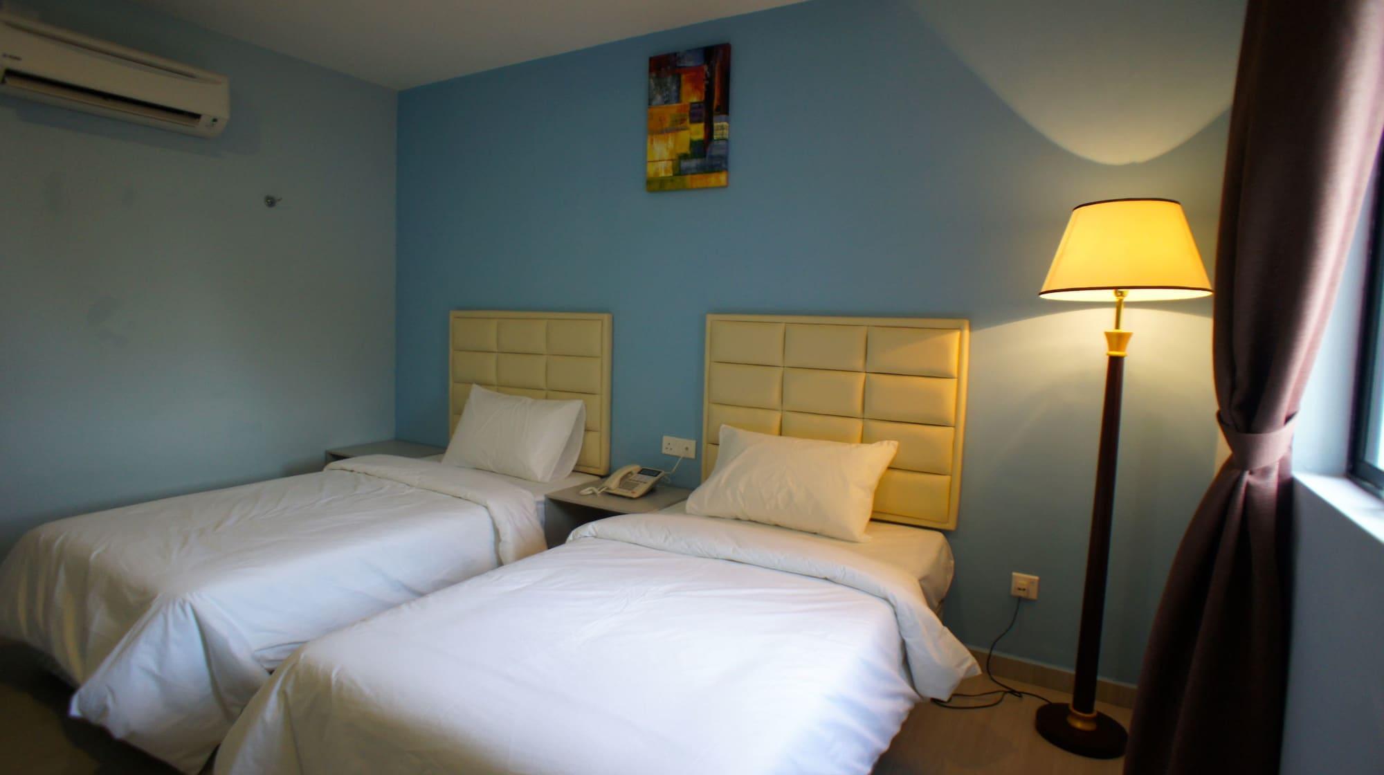 Hotel Zamburger Bukit Indah Johor Bahru Dış mekan fotoğraf