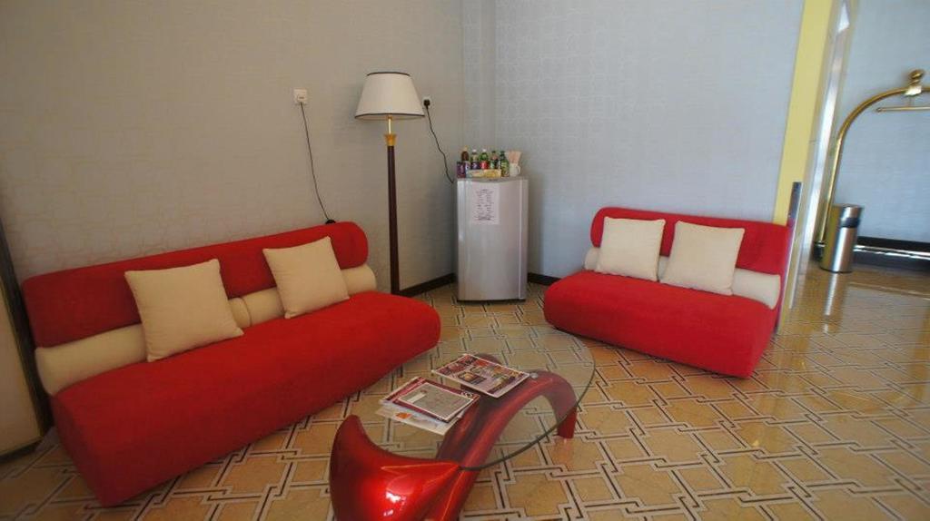 Hotel Zamburger Bukit Indah Johor Bahru Dış mekan fotoğraf
