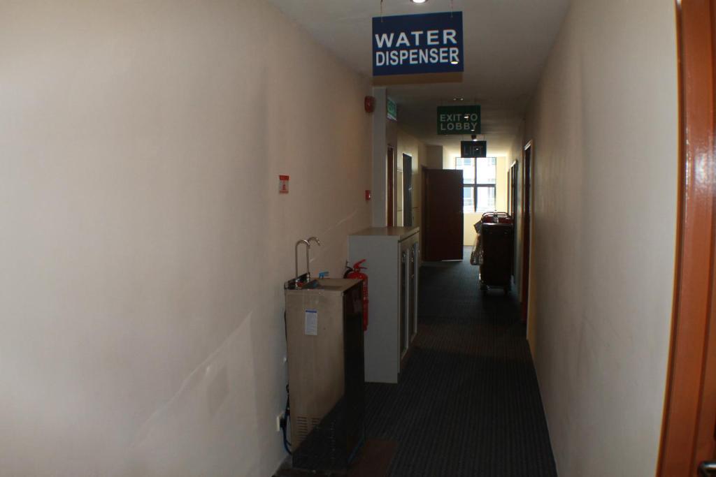 Hotel Zamburger Bukit Indah Johor Bahru Dış mekan fotoğraf
