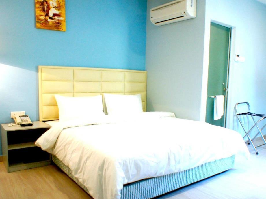 Hotel Zamburger Bukit Indah Johor Bahru Dış mekan fotoğraf